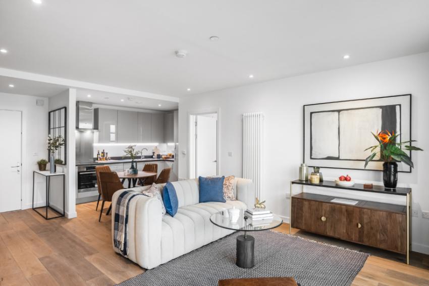 Argo House in South Bermondsey - living room (image 1 of 12)