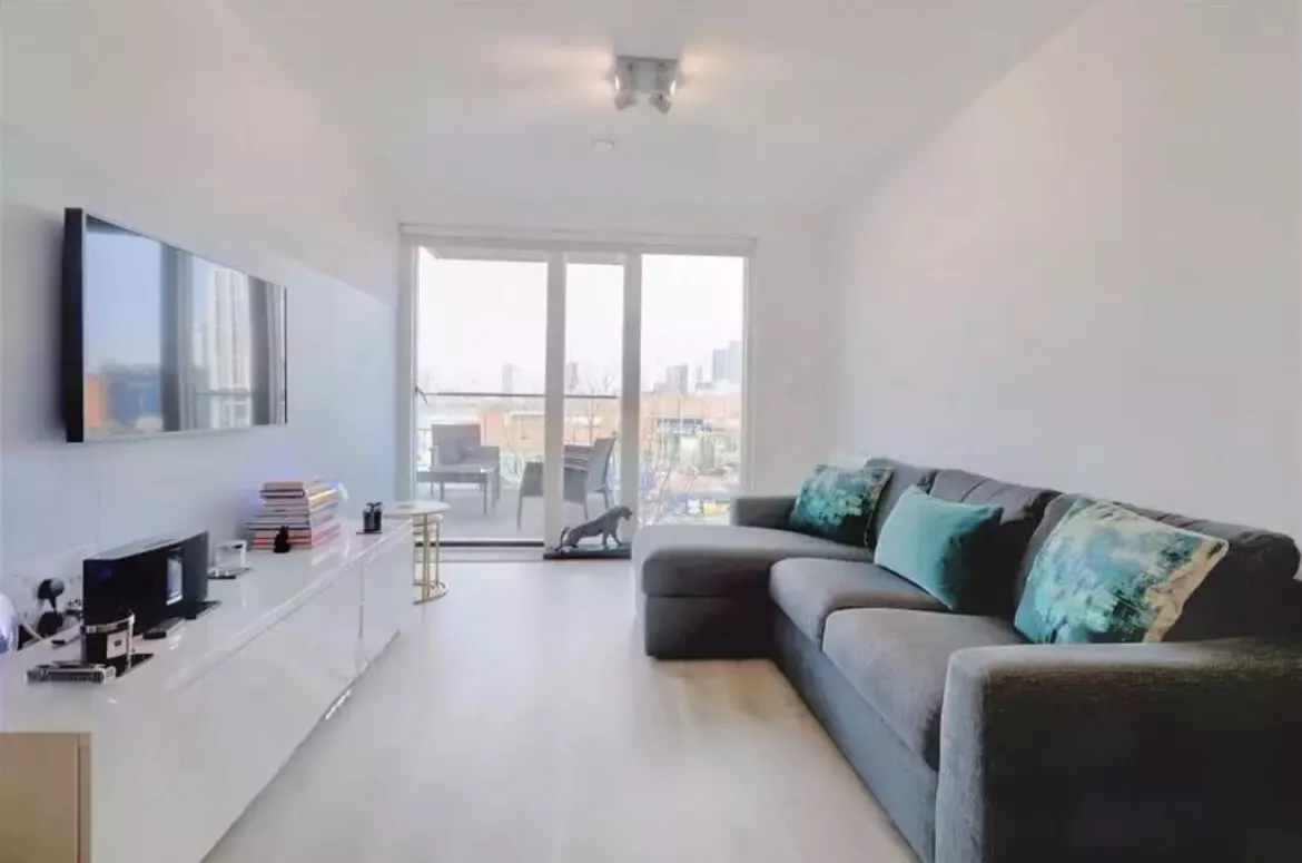Artisan Apartments in Stratford - living room