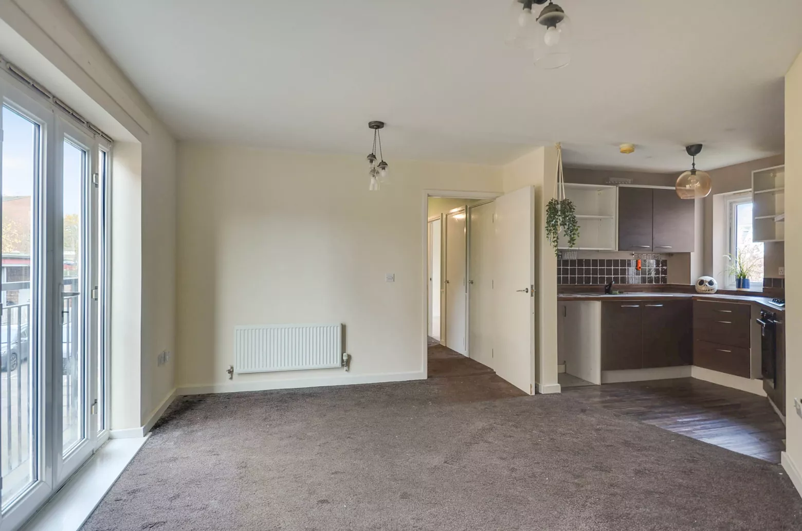 Oaklands House - Image 1