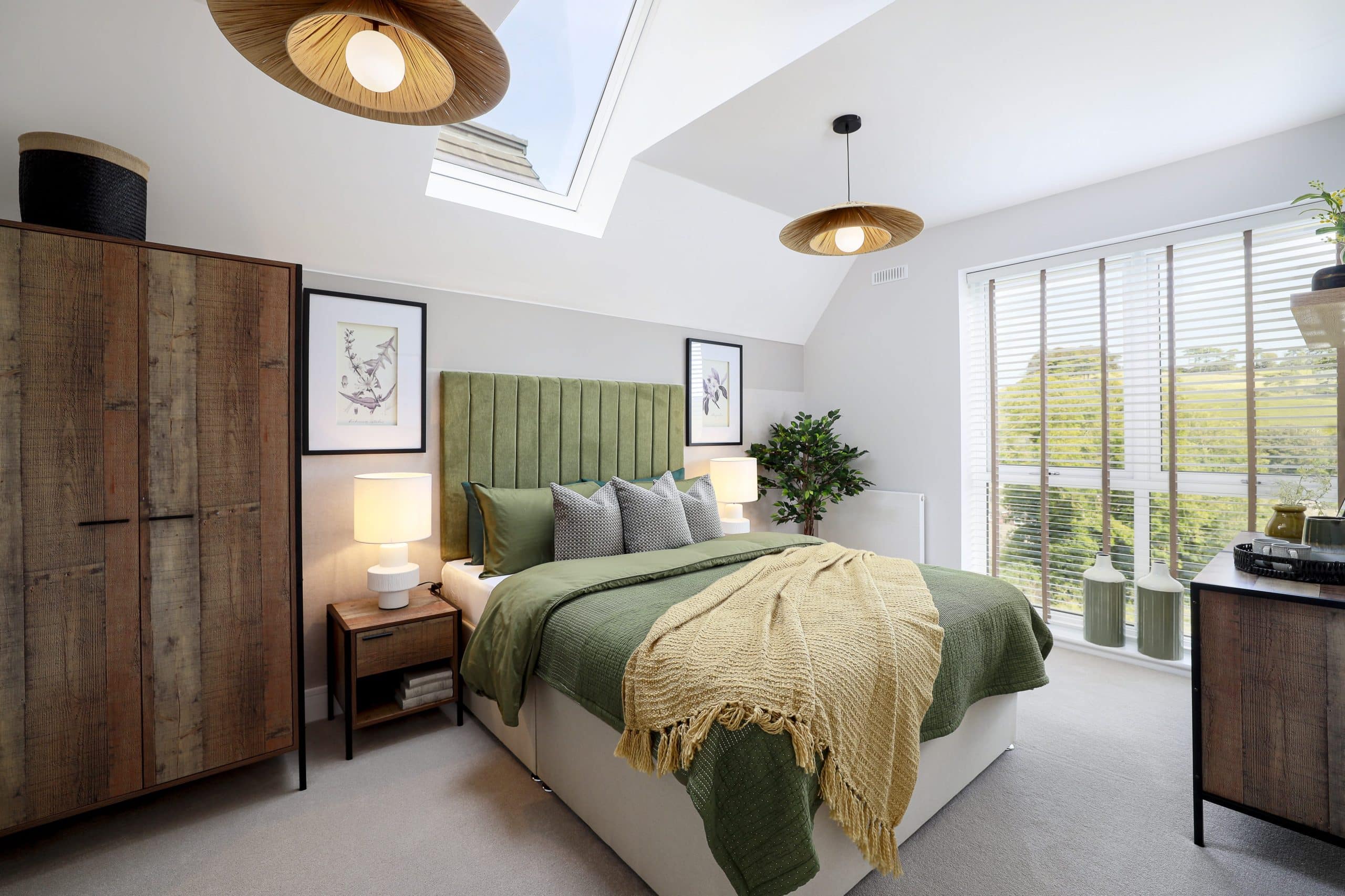 Lydden Hills in Alkham - bedroom (image 2 of 9)