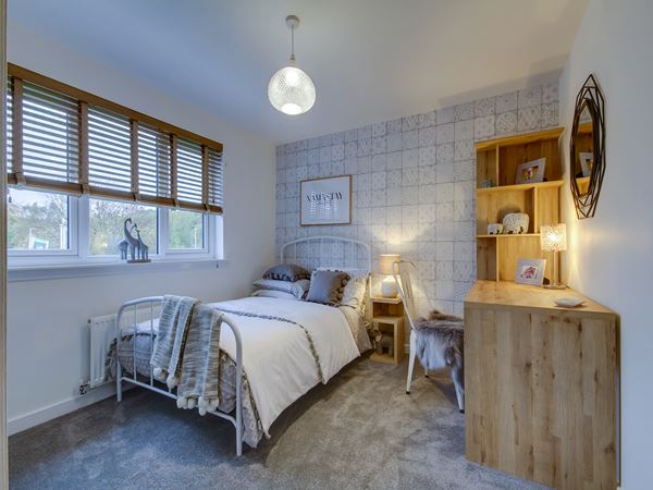 Castle Gardens in Cambuslang - bedroom (image 3 of 9)
