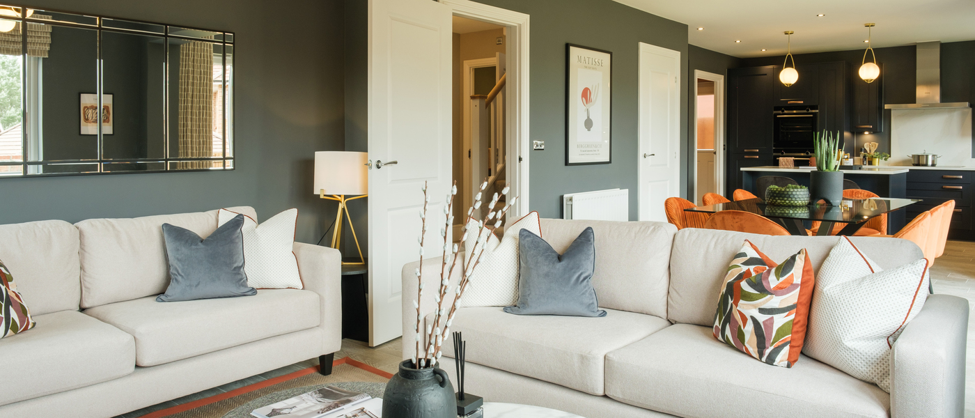 The Maltings in Haddenham - living room (image 2 of 4)