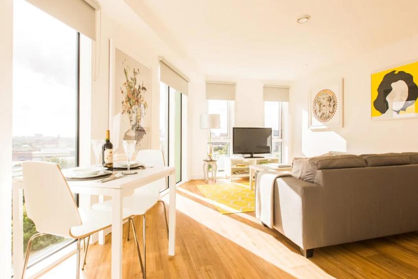 Manchester Investment Flats - Thumbnail 2