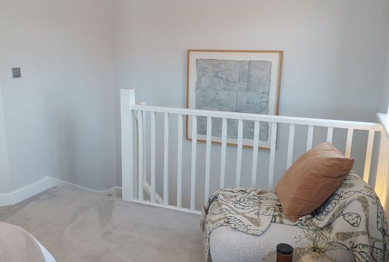 2 bedroom house for sale - Image 3