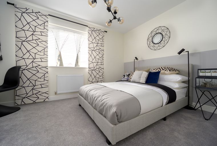 3 bedroom house for sale - Image 2