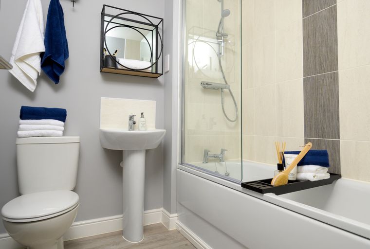3 bedroom house for sale - Image 3