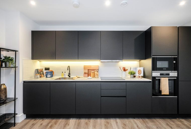 3 bedroom apartment for sale - Image 2