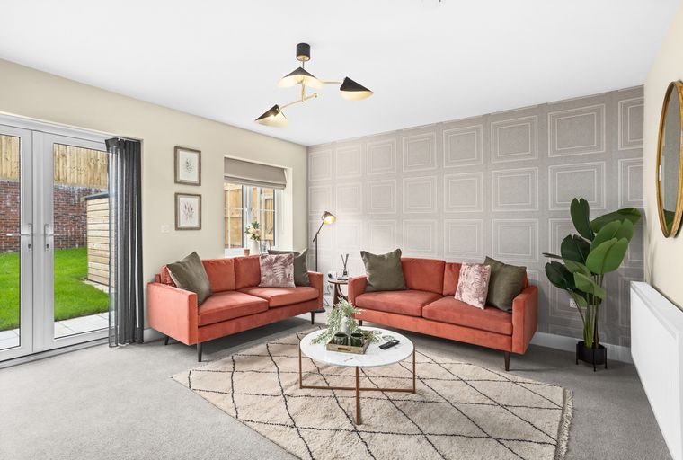 2 bedroom house for sale - Image 2