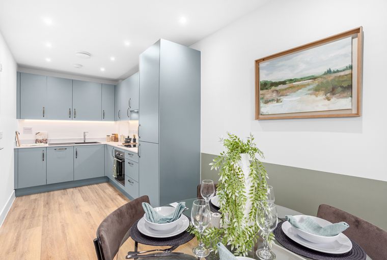 3 bedroom house for sale - Image 3