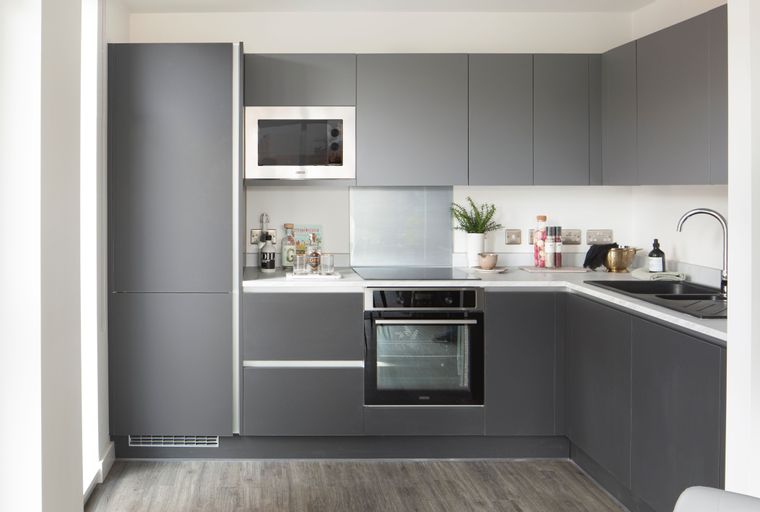 2 bedroom apartment for sale - Image 1