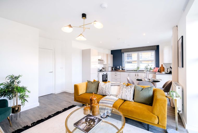 2 bedroom house for sale - Image 3