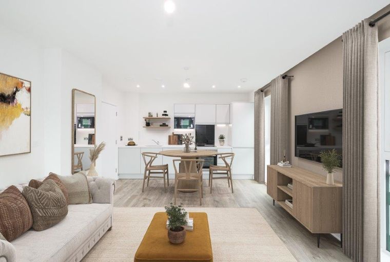 2 bedroom apartment for sale - Image 2