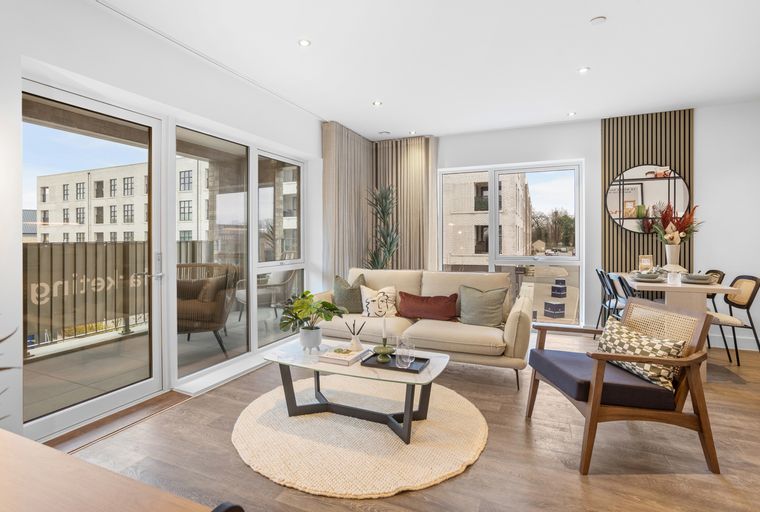 2 bedroom apartment for sale - Image 1