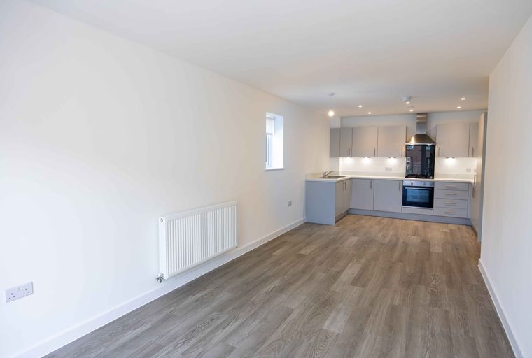 2 bedroom apartment for sale - Image 3