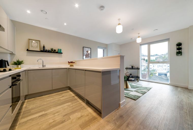 1 bedroom apartment for sale - Image 3