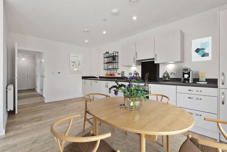 1 bedroom apartment for sale - Image 3