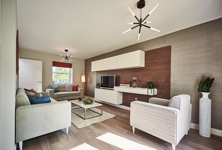 3 bedroom house for sale - Image 2