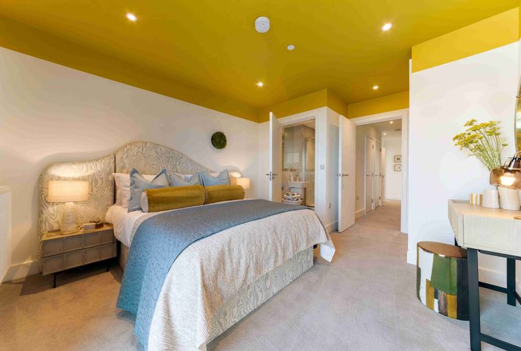 3 bedroom house for sale - Image 1