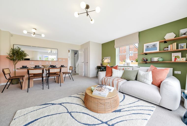 3 bedroom house for sale - Image 1