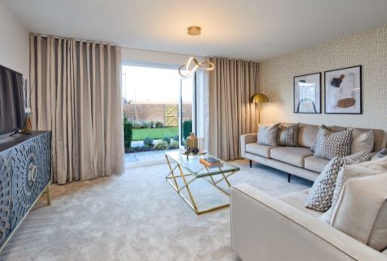 3 bedroom house for sale - Image 2
