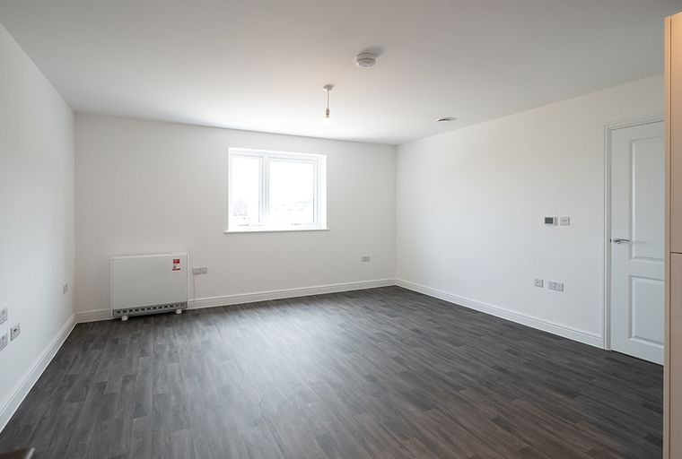 1 bedroom apartment for sale - Image 3