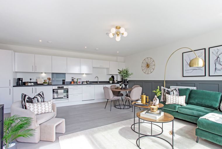 1 bedroom apartment for sale - Image 2