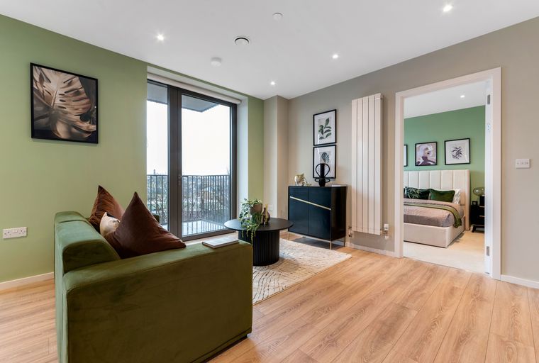 2 bedroom apartment for sale - Image 2