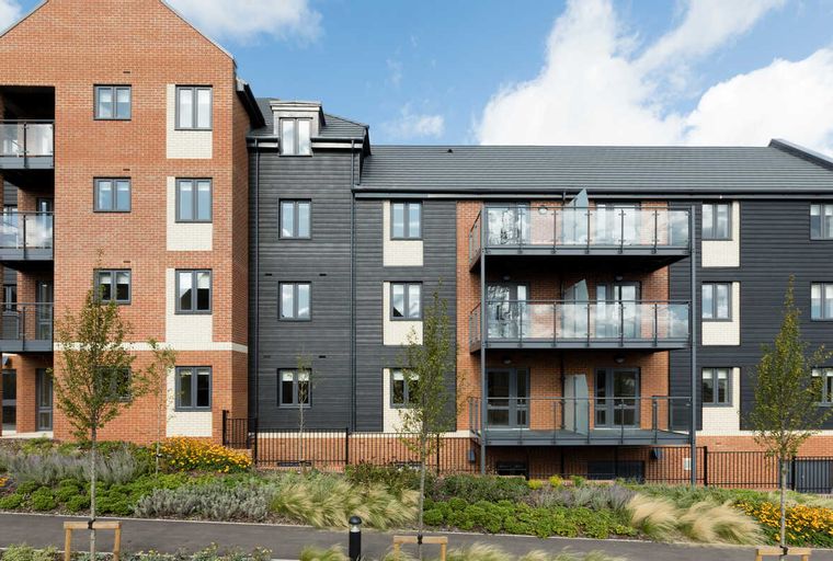 2 bedroom apartment for sale - Image 2