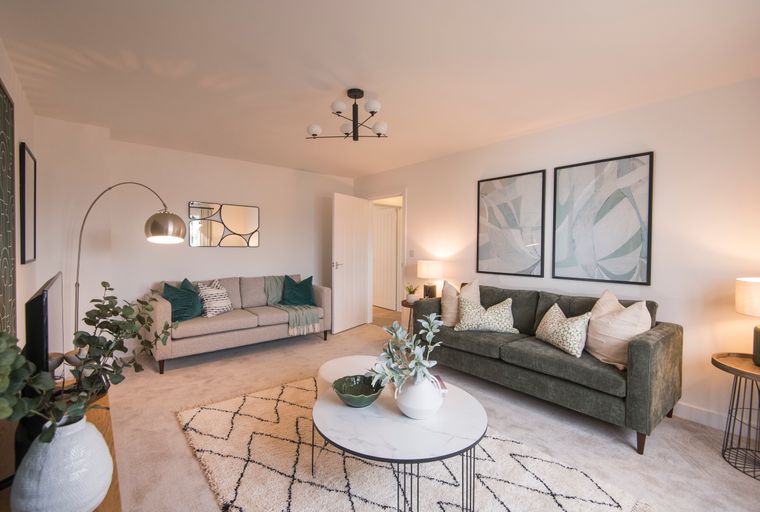 3 bedroom house for sale - Image 3