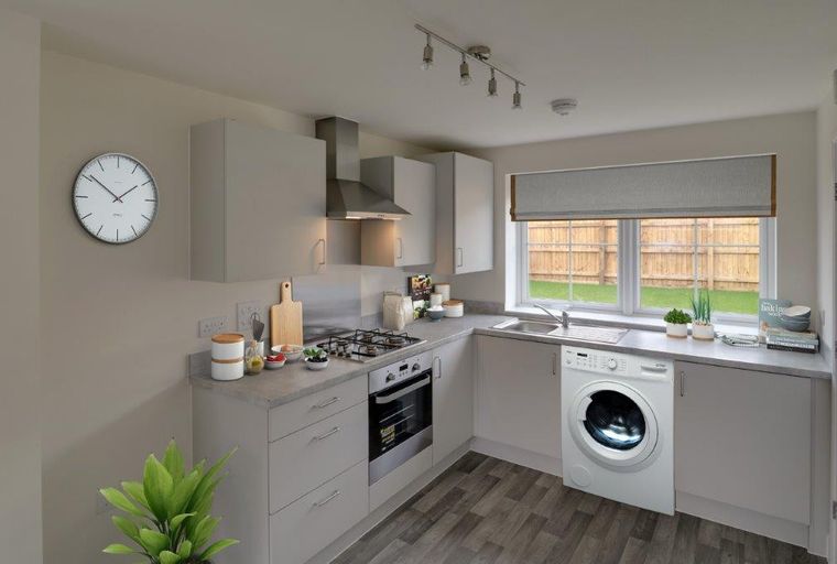 2 bedroom house for sale - Image 2