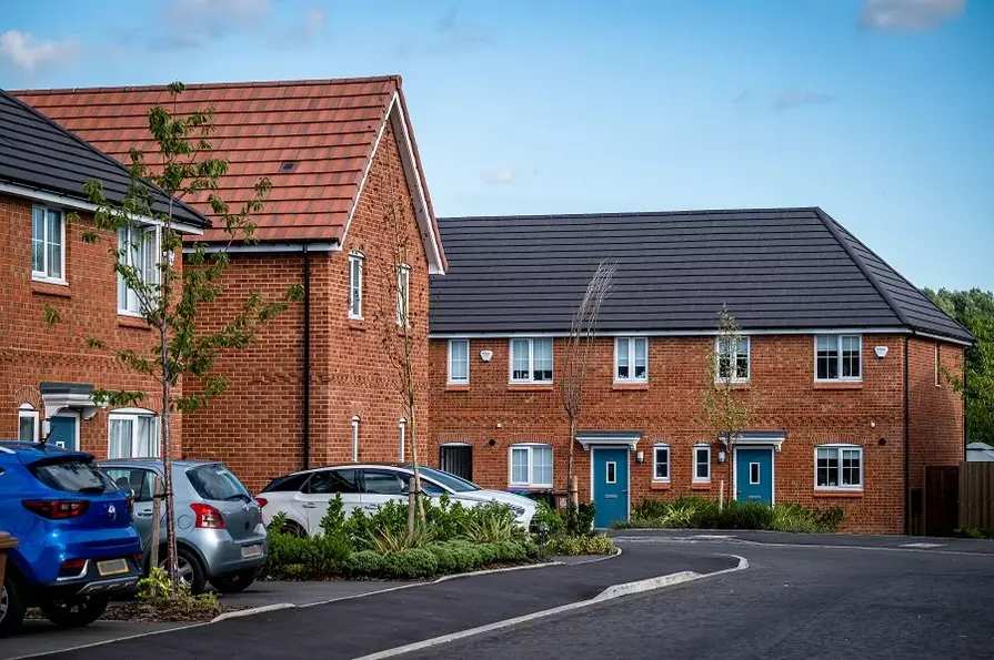 Rochwood Rise - Thumbnail 2