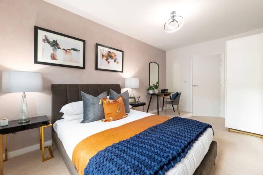 SO Resi Farnham in Farnham - bedroom (image 1 of 6)