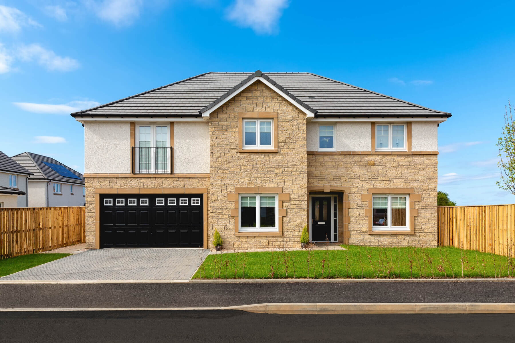 4 bedroom detached with dressing area in bedroom 1 - Image 1