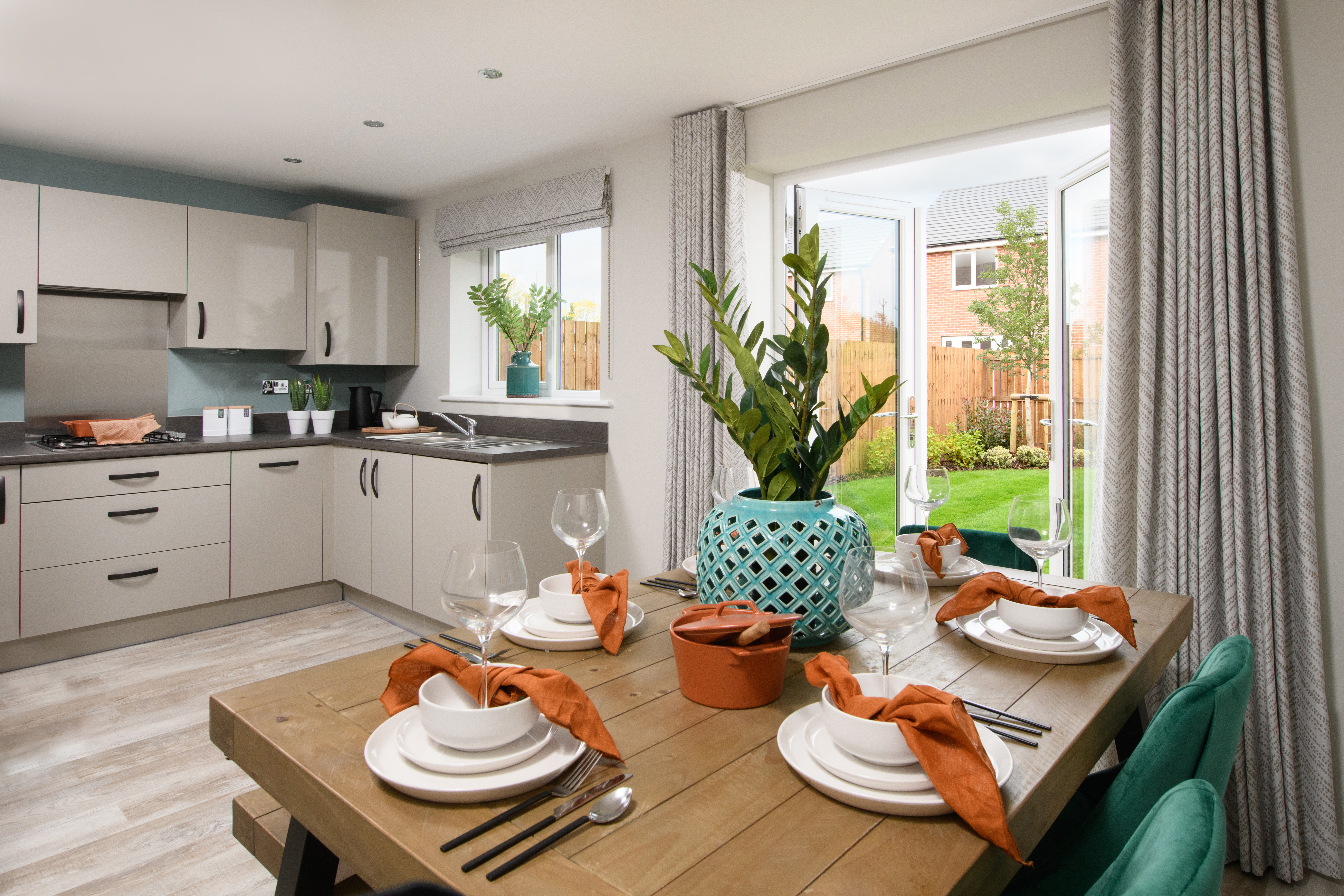 3 bedroom end terrace with parking for two vehicles - Image 1