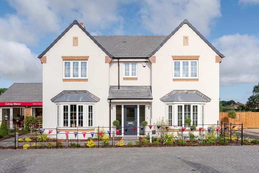 Colney Manor in Colney Heath - view (image 1 of 8)
