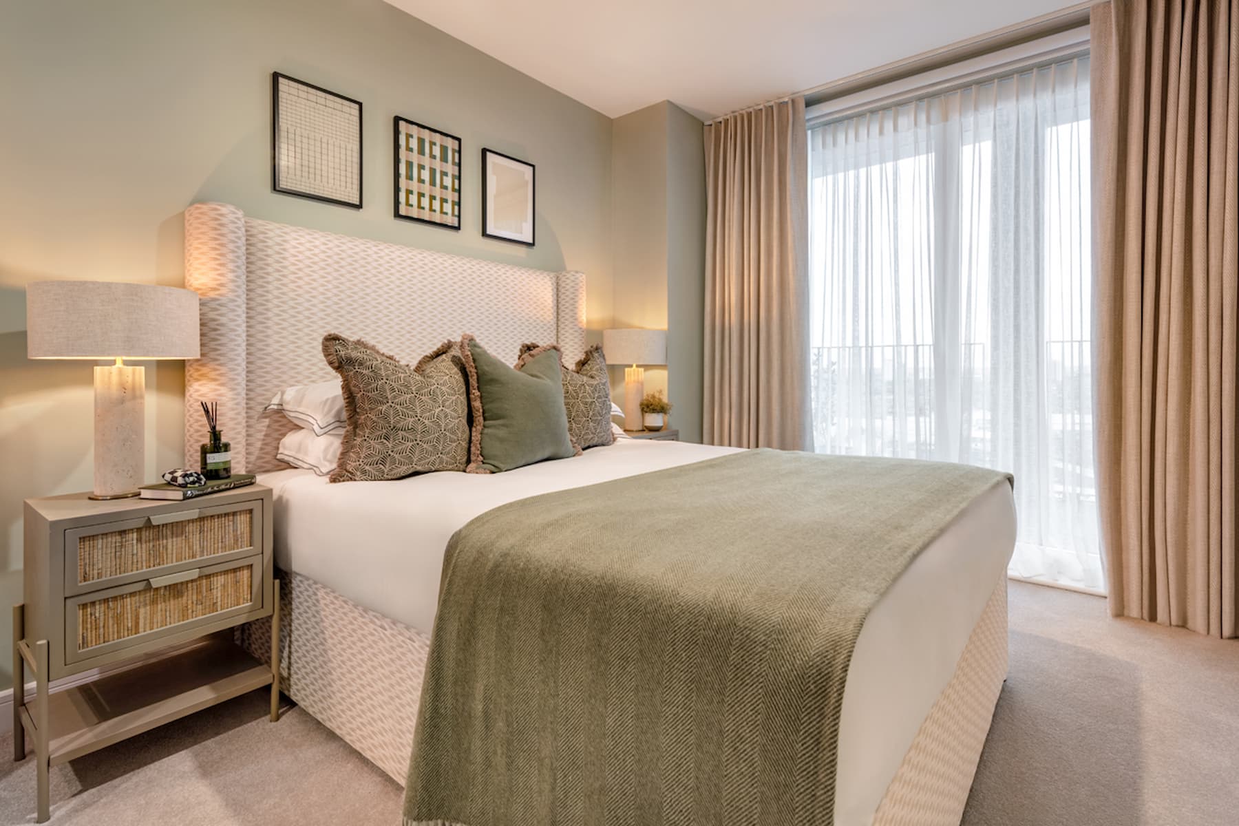 2 bedroom apartment with views from the 6th floor - Image 1
