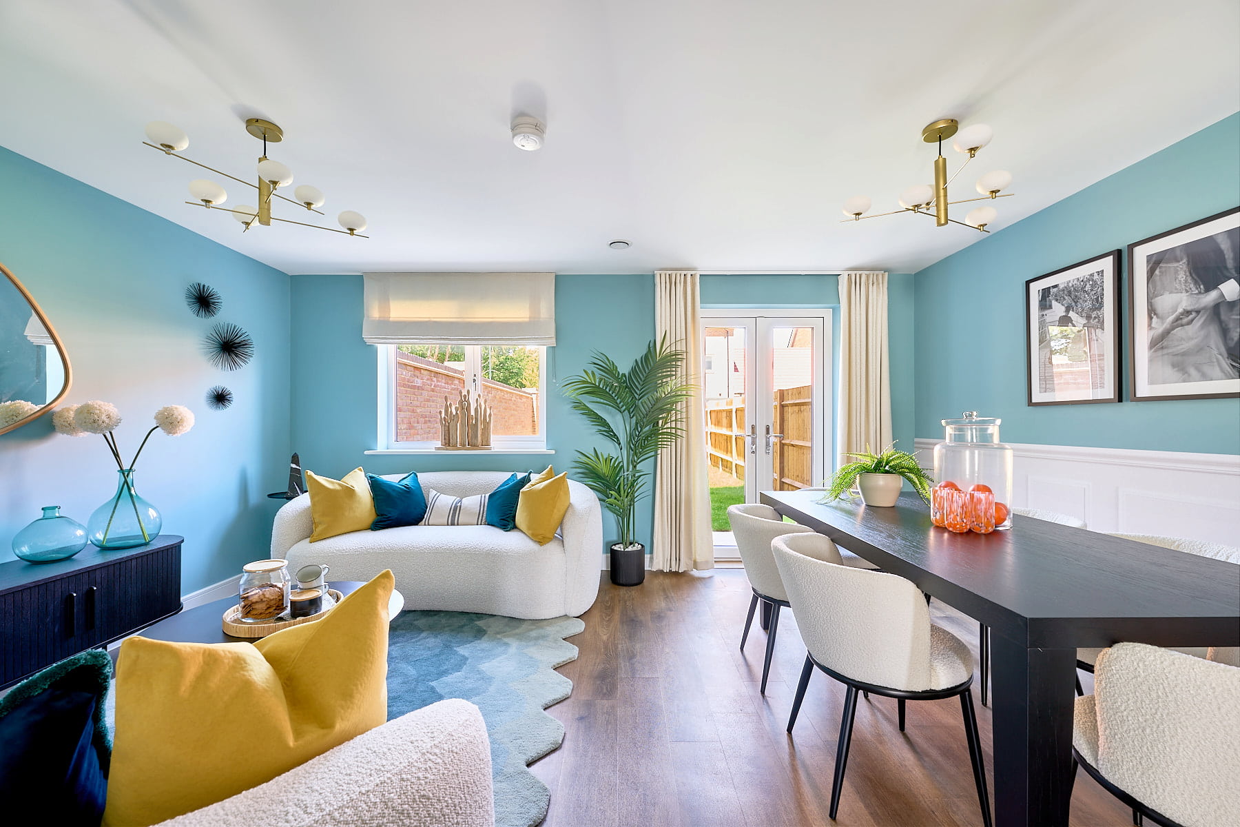 4 bedroom end terrace with open plan ground floor - Image 1