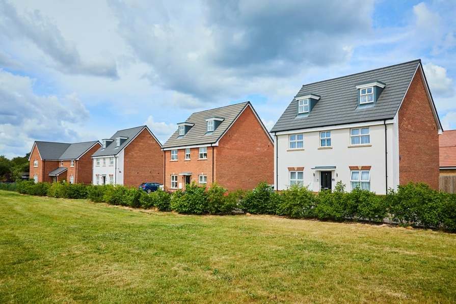 Hadley Grange At Clipstone Park
