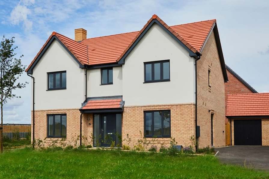 Hadley Grange At Clipstone Park