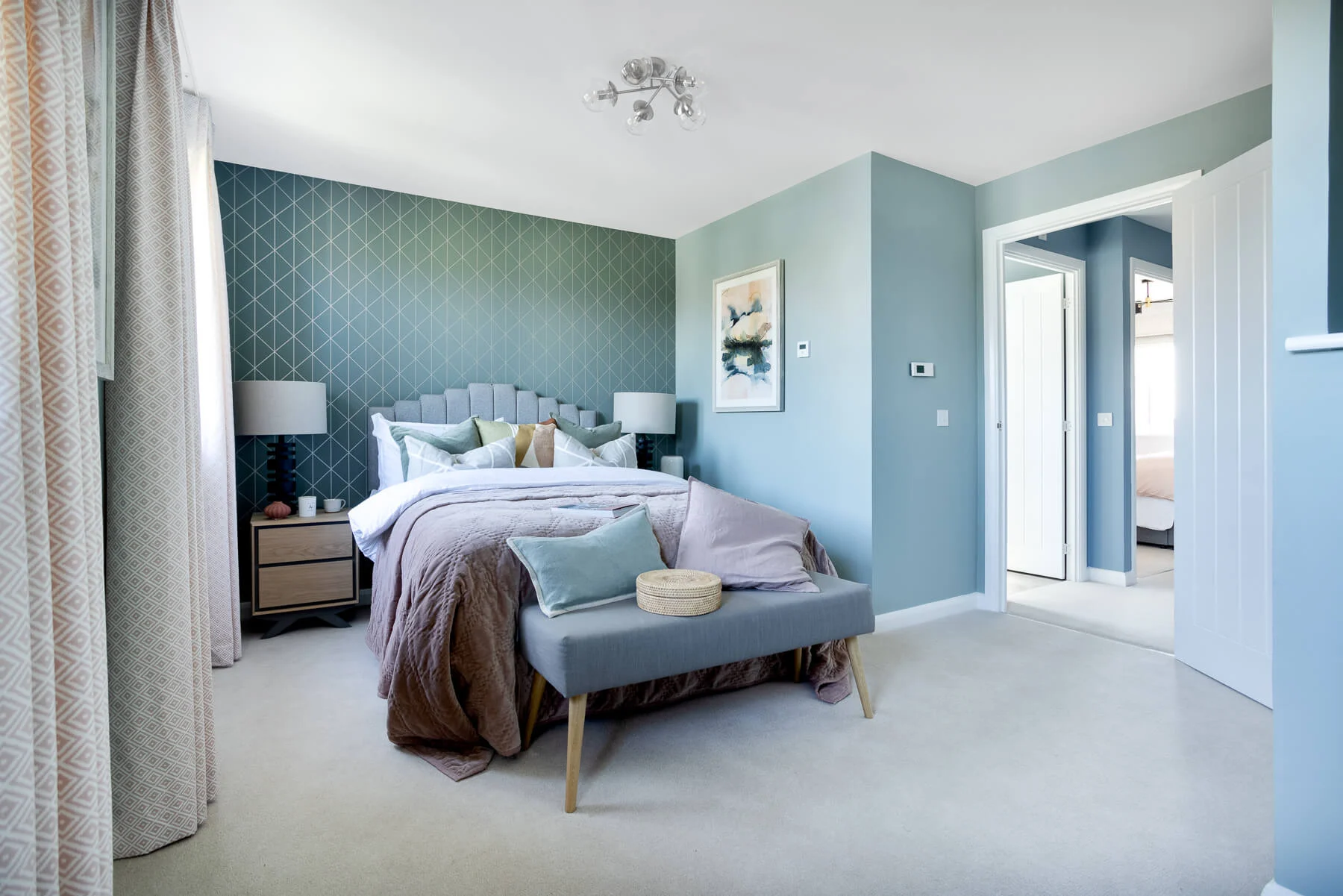 3 bedroom semi-detached with French doors to the rear garden - Image 1
