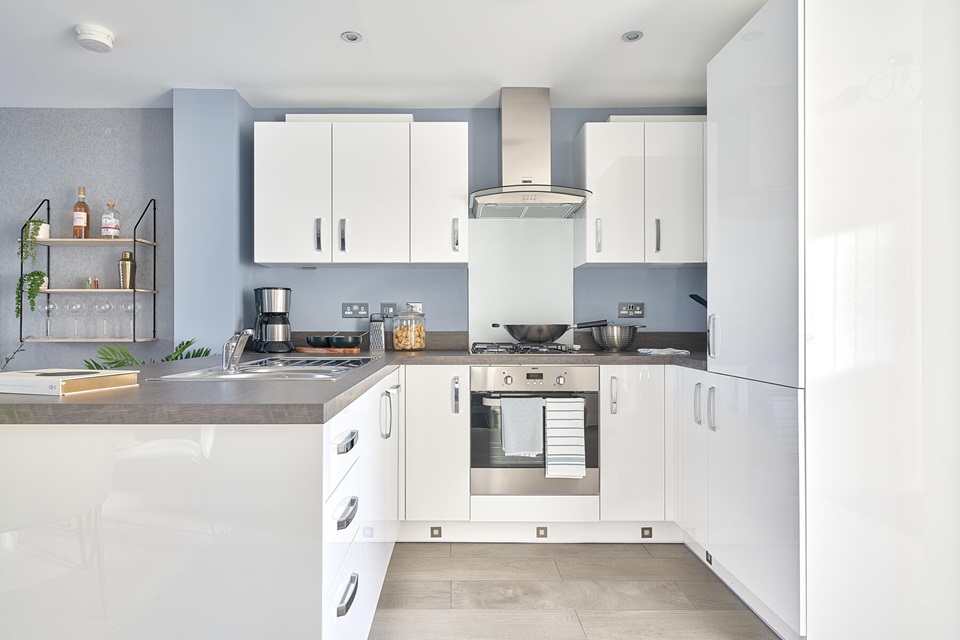 Regis Park in Bognor Regis - kitchen area (image 1 of 2)