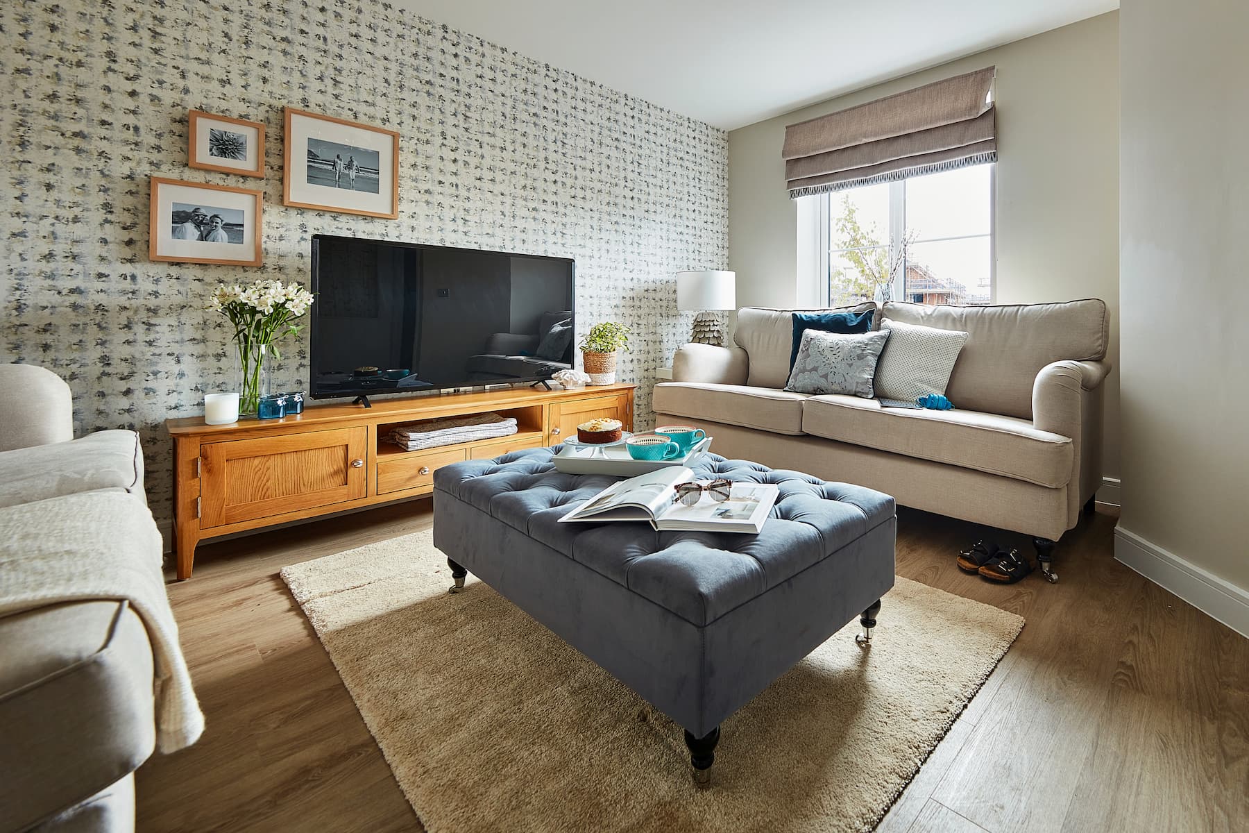 3 bedroom detached with optional upgrades available - Image 1
