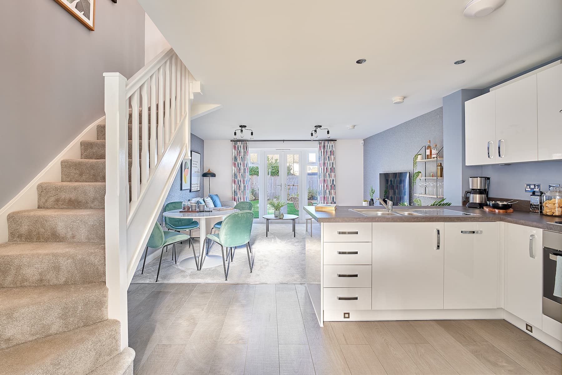 2 bedroom semi-detached with 2 parking spaces - Image 1