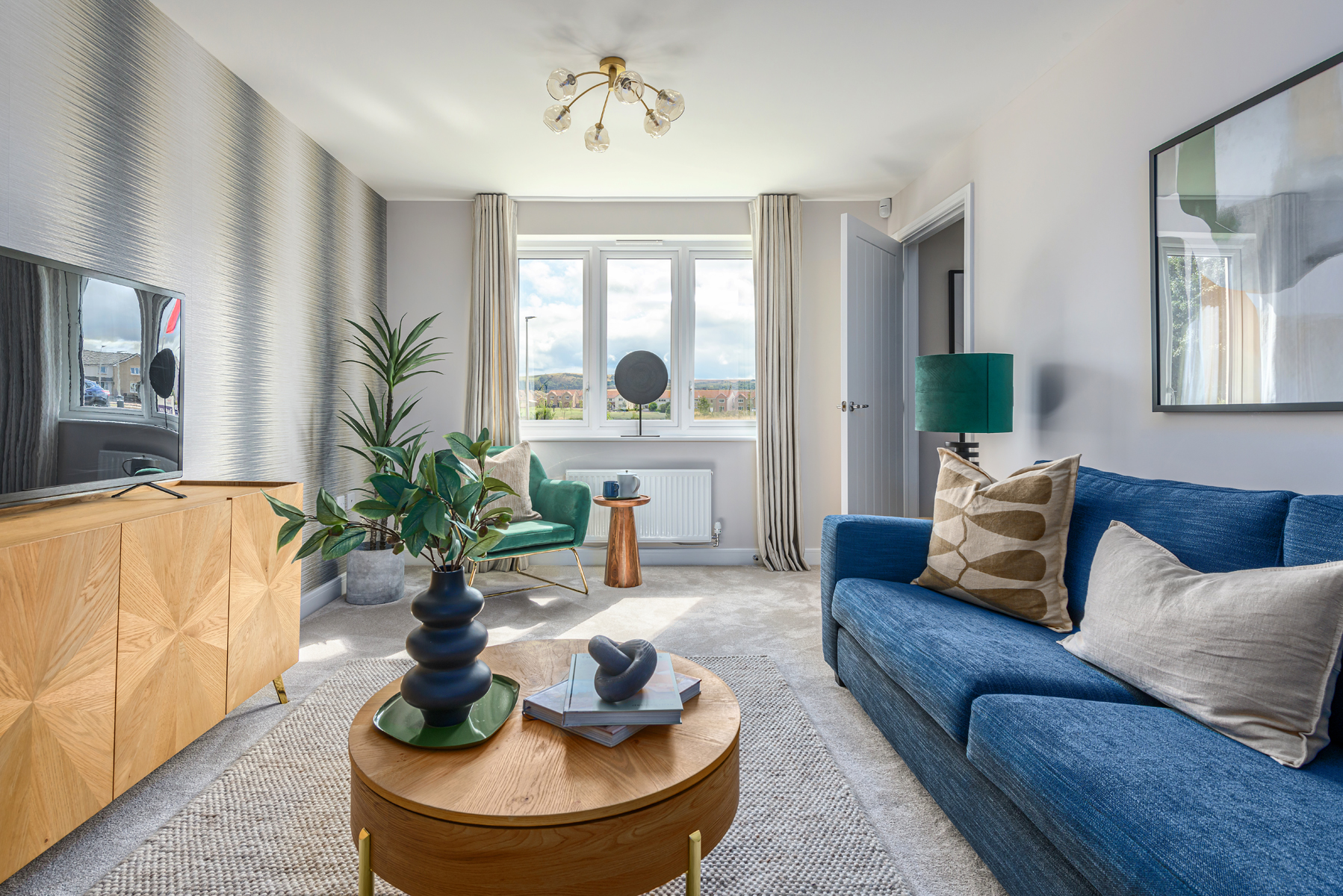 4 bedroom detached with over £4,000 worth of upgrades included - Image 1