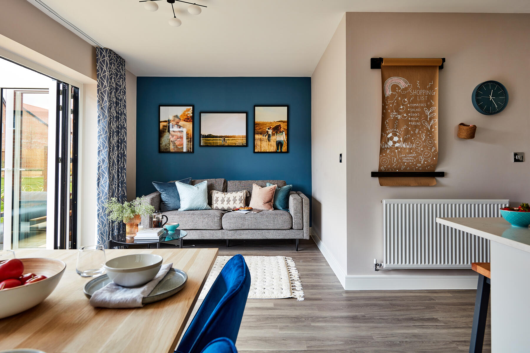 4 bedroom detached with garage and large garden - Image 1