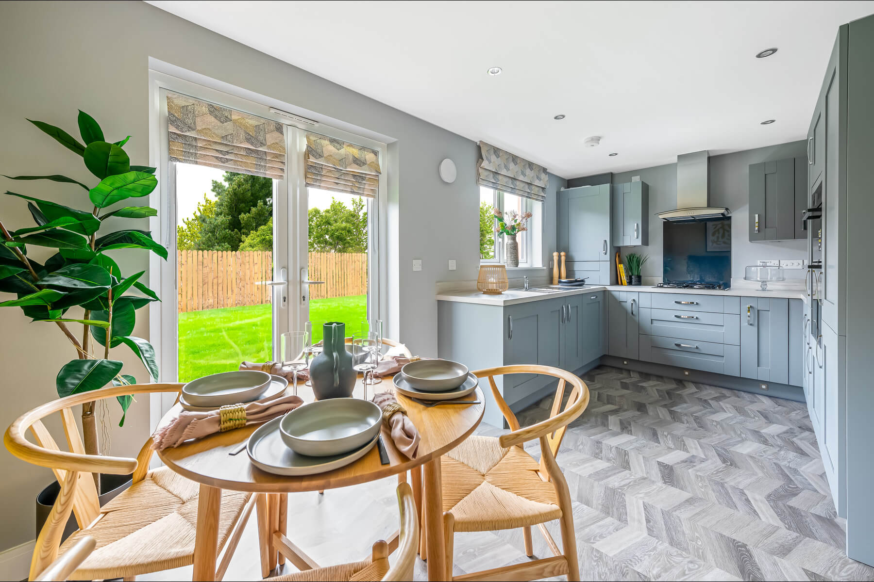 3 bedroom end terrace with open-plan kitchen diner - Image 1