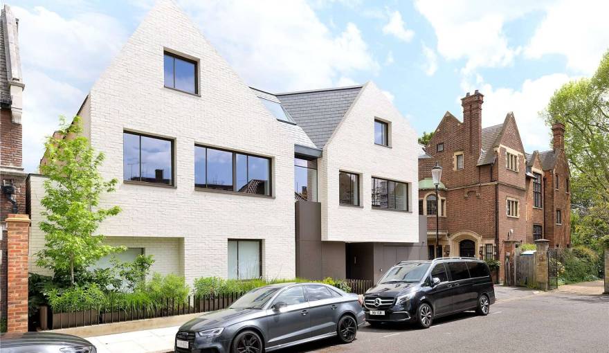 9 st Mary Abbots Place